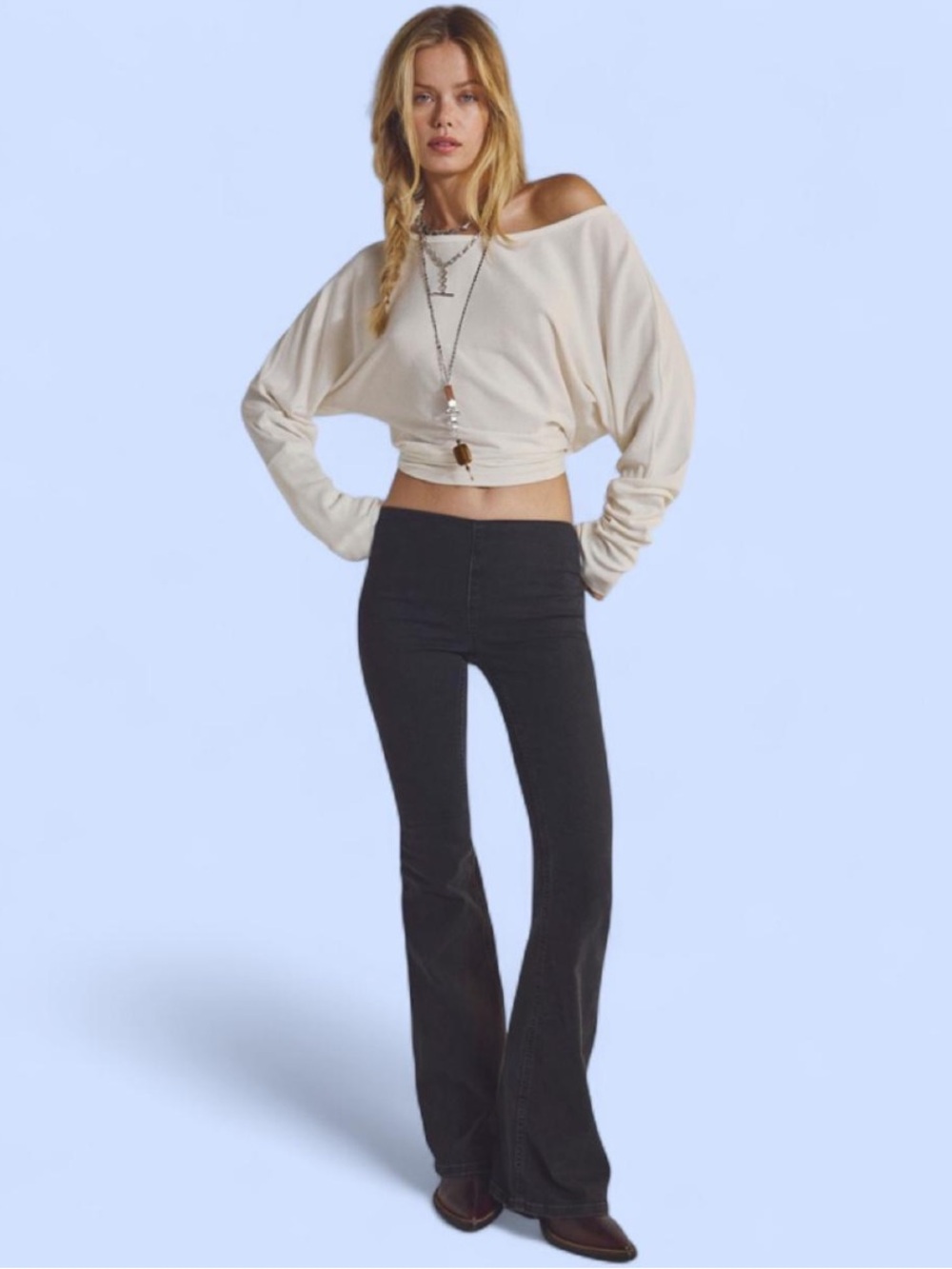 We The Free Penny Pull-on Dark Flare Jeans • Size 25